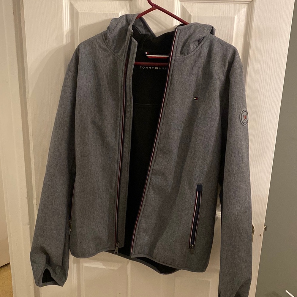 Boys Tommy Hilfiger Jacket. Excellent condition! Hooded. Fleece lined